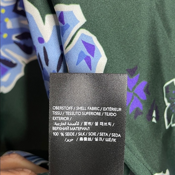 Dorothee Schumacher | Women’s 100% Silk Big Garden Button Down Blouse Size XS - Picture 6 of 9